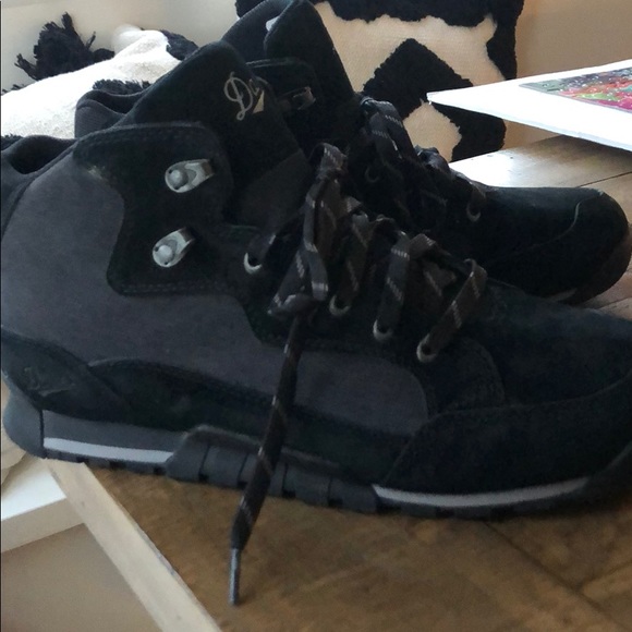 danner skyridge black